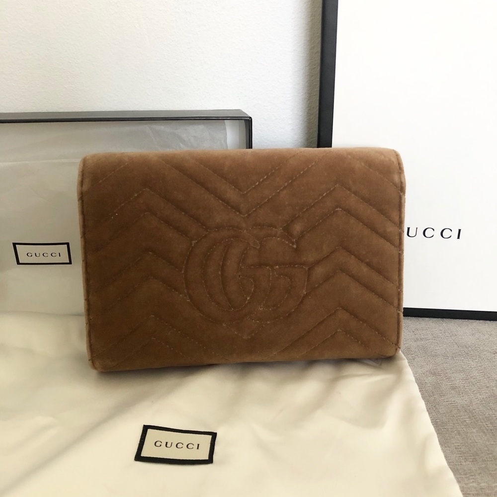 Gucci Marmount 2.0 Crossbody Bag - Picture 3 of 8